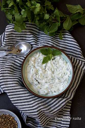 Raïta de concombre, sauce indienne au yaourt