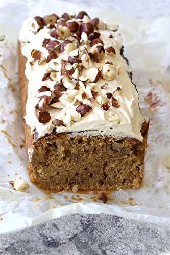 Cake moelleux au café et à la noisette