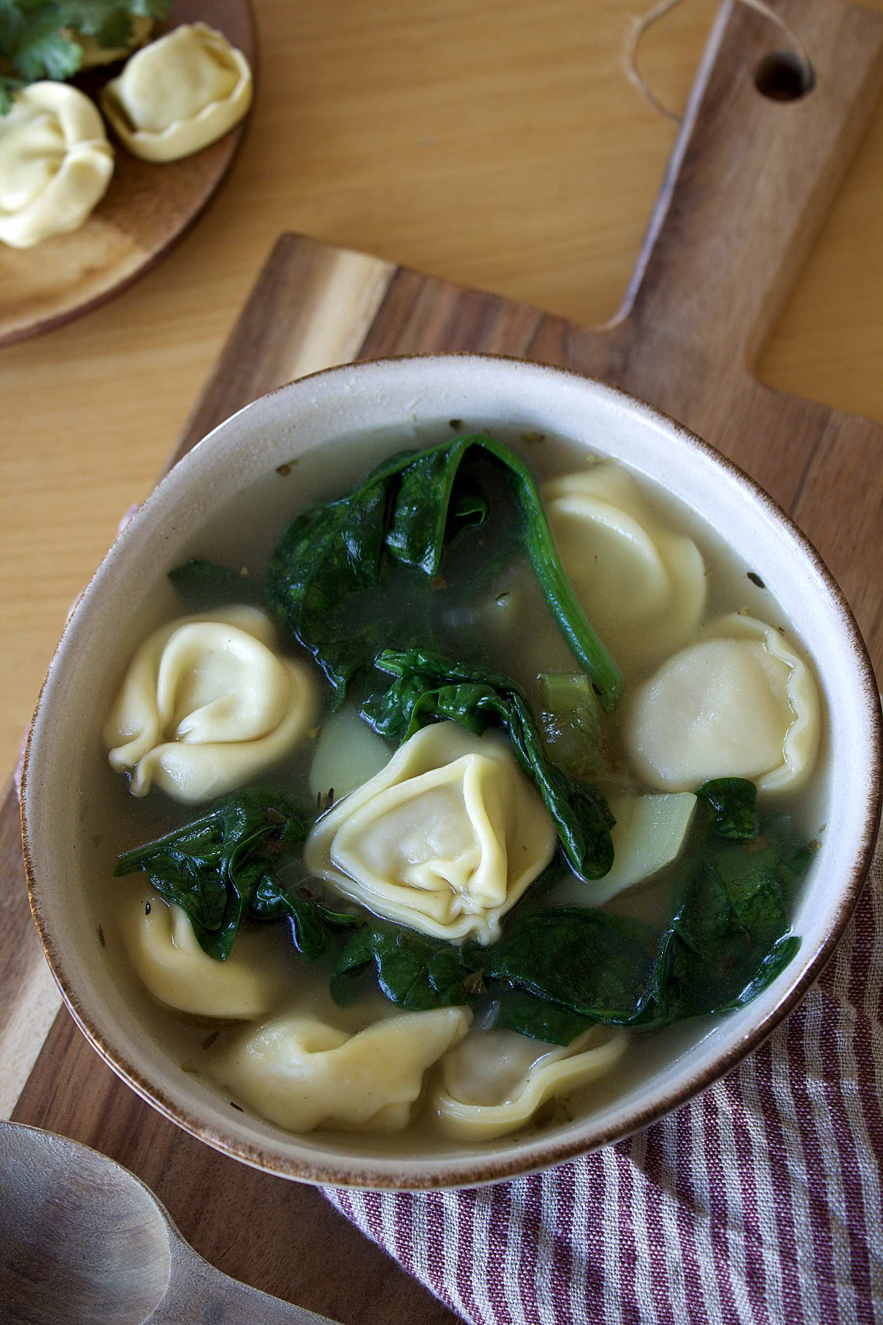 Soupe de tortellini aux épinards et pommes de terre