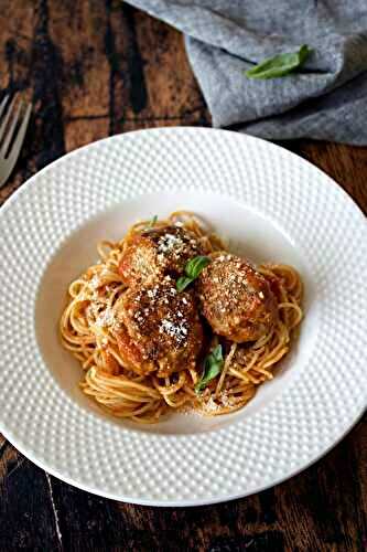 Boulettes moelleuses au boeuf et à la ricotta, sauce tomate