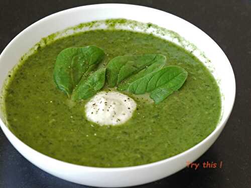 Soupe kale, épinard et tofu - Try this !