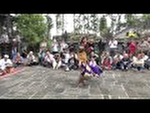  Bali s'invite à Pairi Daiza - la danse trunajaya