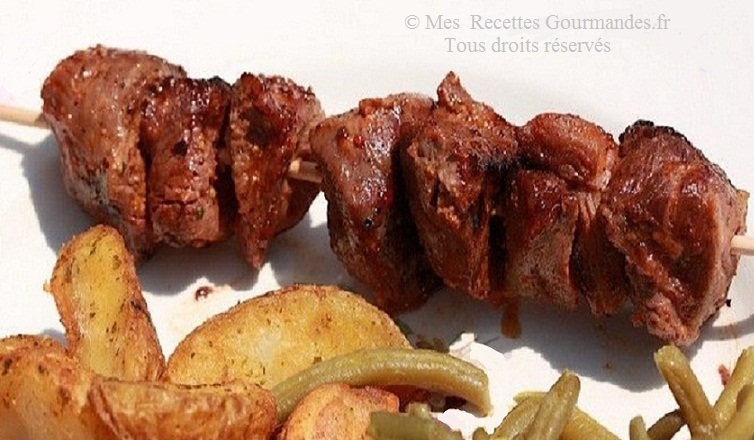 Brochettes de magrets de canard marinées