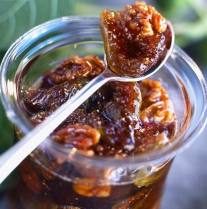 Confiture de figues et de noix