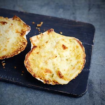 Coquilles Saint-Jacques gratinées au four