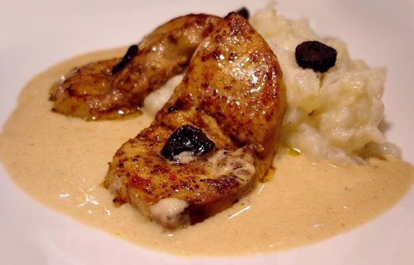 Escalopes de foie gras et sa purée truffée