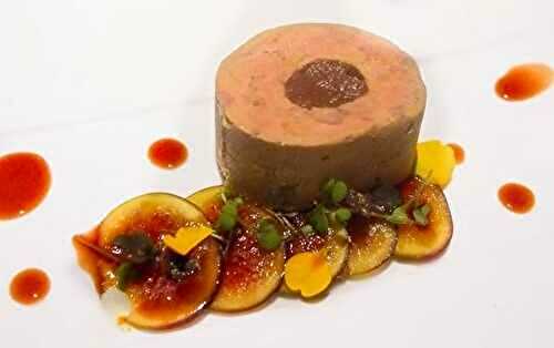 Foie gras au torchon aux figues, épices et Porto