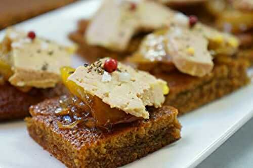 Foie gras au torchon et  chutney de mangue