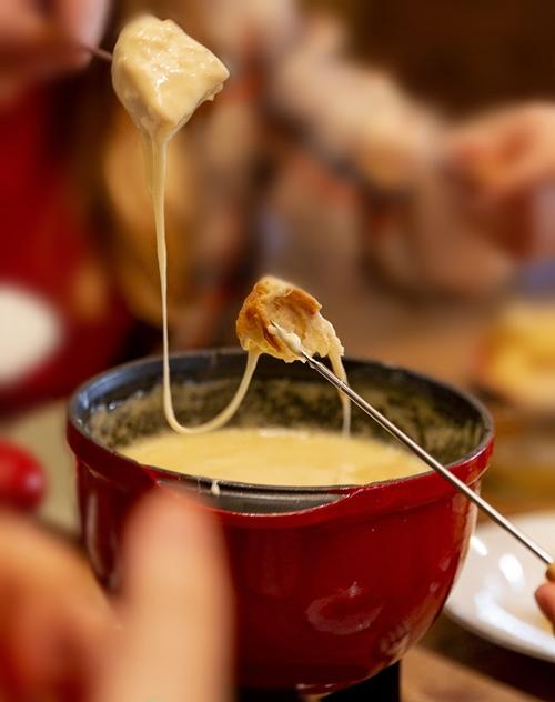 Fondue Suisse