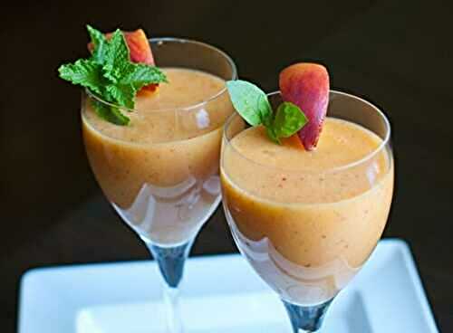 Smoothie, pêche, abricot, orange