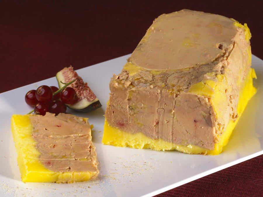 Terrine de foie gras et gelée au sauternes