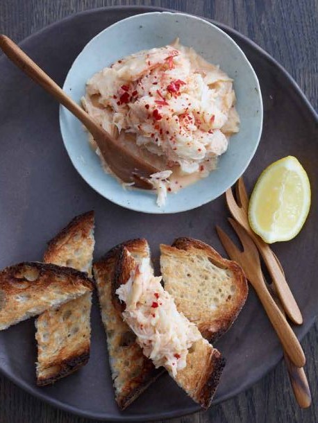 Toasts de Crabe en Salade