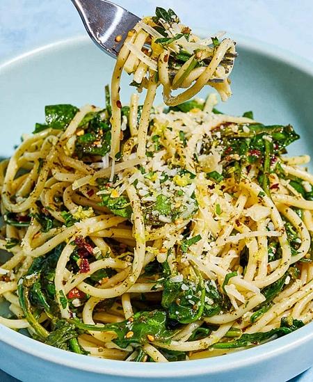 Pâtes aux épinards avec Za'atar, citron et persil