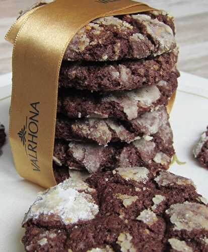 Biscuits craquelés au chocolat et au praliné - UN GRAIN DE CUISINE