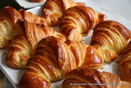 Des croissants au beurre pas ordinaires pas du tout ...