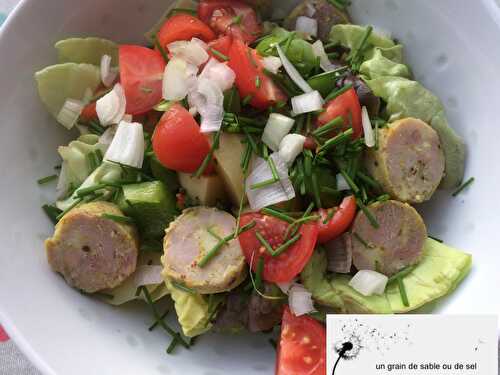 Salad composée aux saucisses de volaille