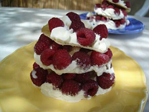 Millefeuilles framboises et chantilly