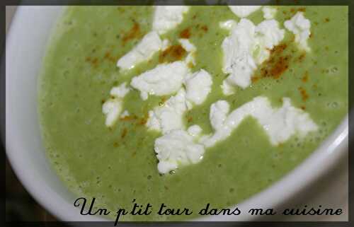 P'tit velouté de petits pois, chèvre et curry