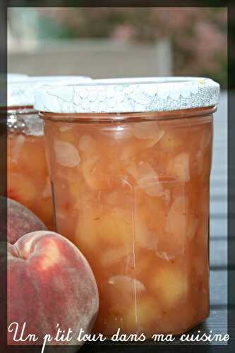 P'tite confiture de pêches blanches et amandes effilées allégée