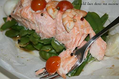 P'tite papillote saumon, crevettes: Allez, on mange tout!