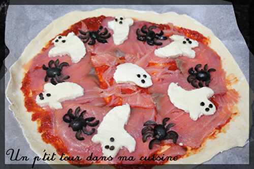 P'tite pizza Halloween saumon fumé, fantômes et araignées - Un p'tit tour dans ma cuisine
