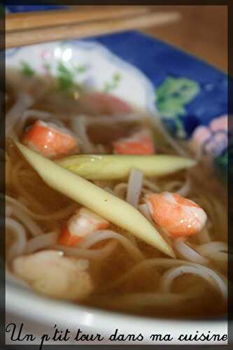 P'tite soupe aux crevettes, nouilles de riz et citronnelle