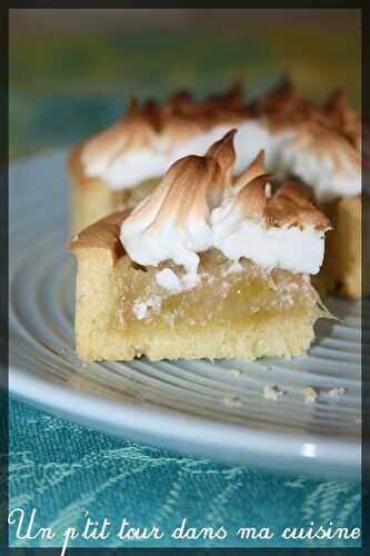 P'tites tartelettes à la rhubarbe meringuées