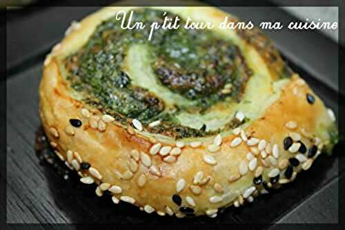 P'tits roulés au pesto de persil, oignon et comté