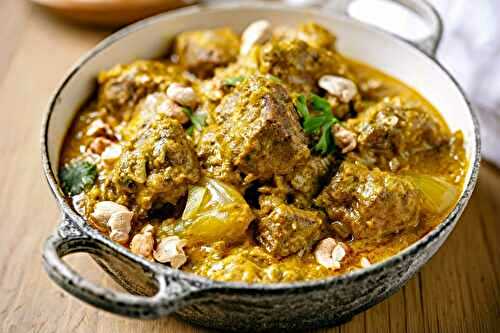 Korma d'agneau mijoté en cocotte