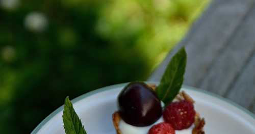 Granola cup, yaourt et fruits