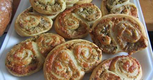 Palmiers à la tapenade verte et au parmesan