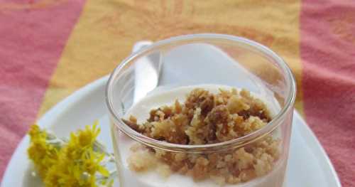 Verrine mangue, mousse coco et son crumble coco