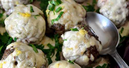 Boulettes de boeuf et d'agneau au tahini de Yotam Ottolenghi