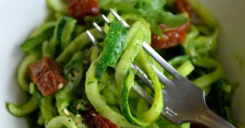 Tagliatelles de courgettes au pesto de roquette