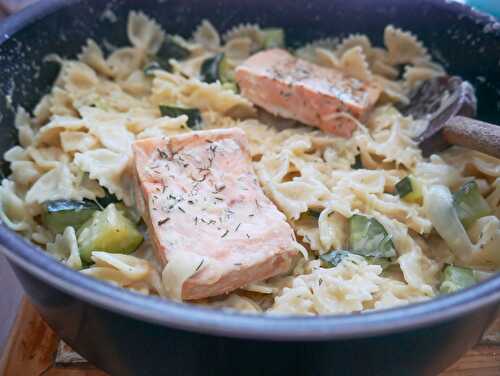 One pot pasta saumon à la crème et aux courgettes