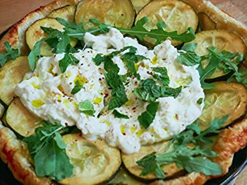 Tarte tatin courgettes burrata menthe