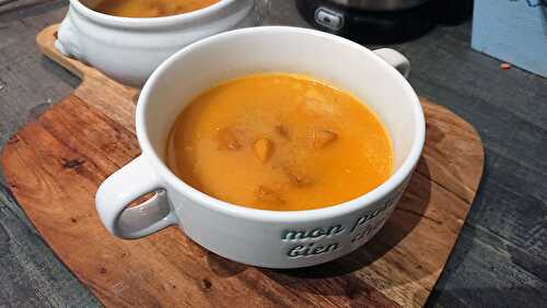 Velouté de carottes au cumin et ses pommes flambées