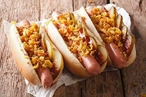 Le Hot Dog à l’Américaine : Un Classique de la Street Food USA