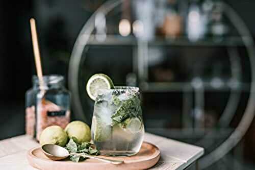Le sirop de menthe maison : fraîcheur authentique et simplicité à portée de main