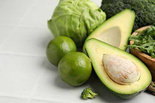 Top 9 des aliments brûle-graisse naturels pour l’été