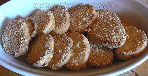 Biscuits apéritif à la vache qui rit et sésame