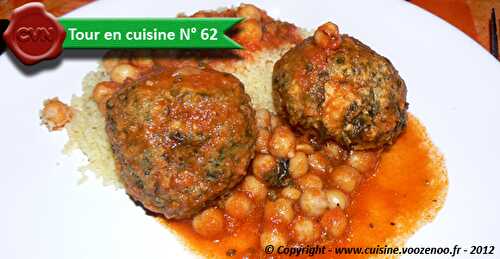 Boulettes d’épinards au poulet en sauce