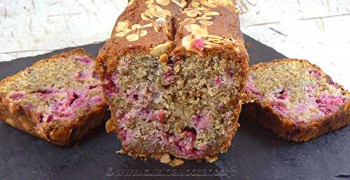 Cake aux groseilles et amandes