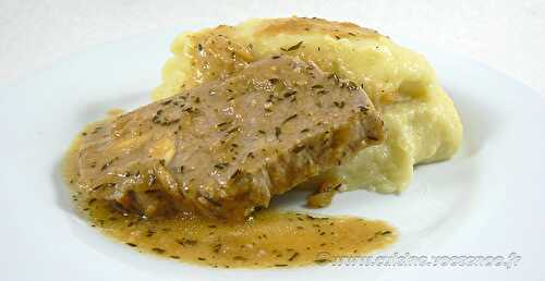 Noix de veau rôtie au caramel, purée maison