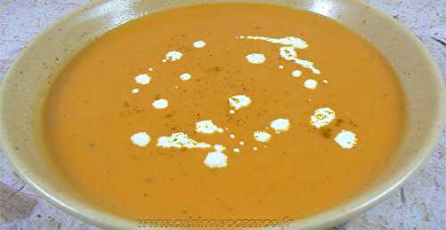 Soupe de patates douces et lait de coco