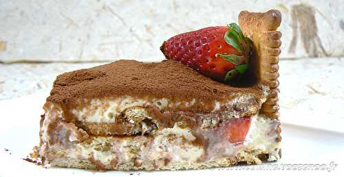 Tiramisu aux fraises et biscuits Petit Beurre