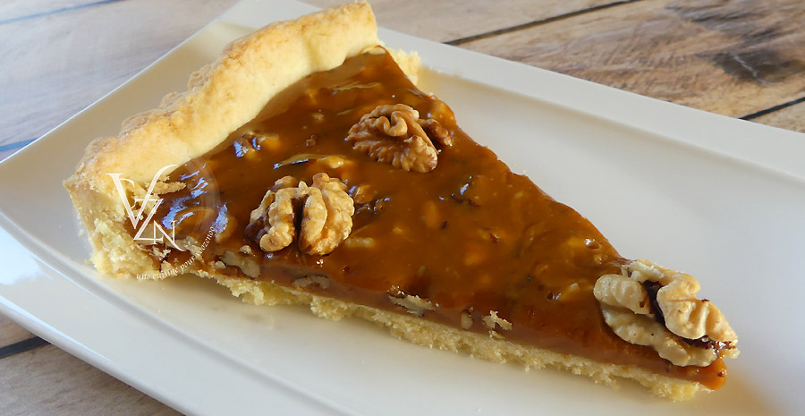 Tarte aux noix, caramel fondant