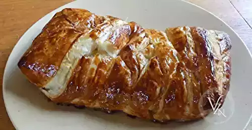 Feuilleté aux pommes et tablette de chocolat noir