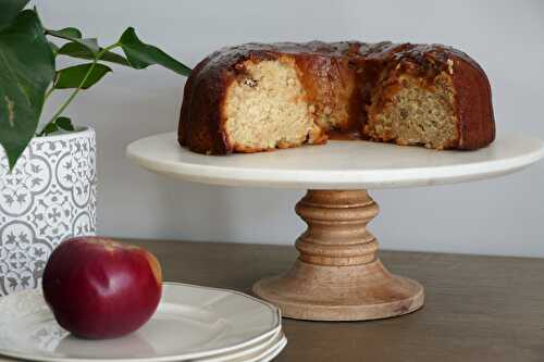 Gâteau aux pommes,  pacanes et caramel