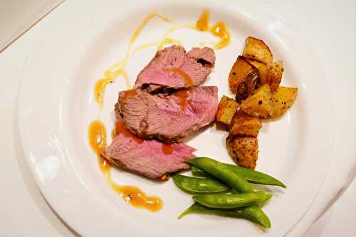 Gigot d’agneau au cidre, au miel et à la menthe